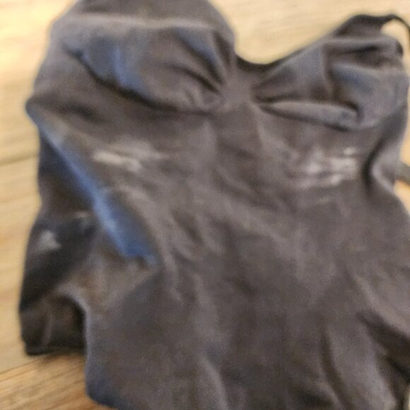 SKIMS Seamless Sculpt THONG BODYSUIT Black Med- Deodorant Marks - Picture 6 of 9